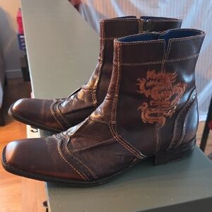 Mark Nason Rock Lives Brown Leather Men's Boots with Dragon Embroidery Size 11
